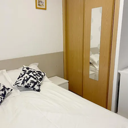 Pension El Carmen Alcobendas Exterior photo
